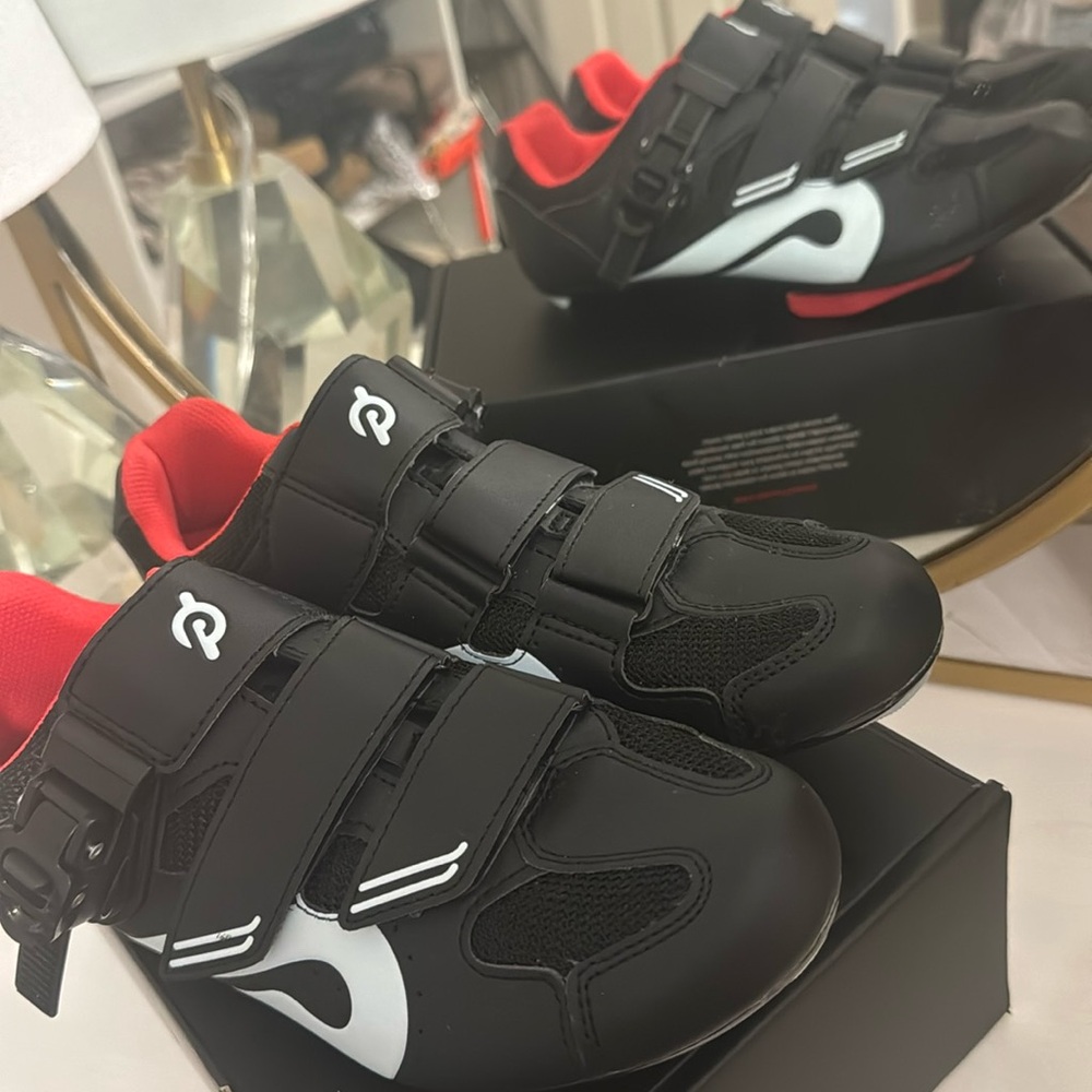 Women cycling peloton shoes